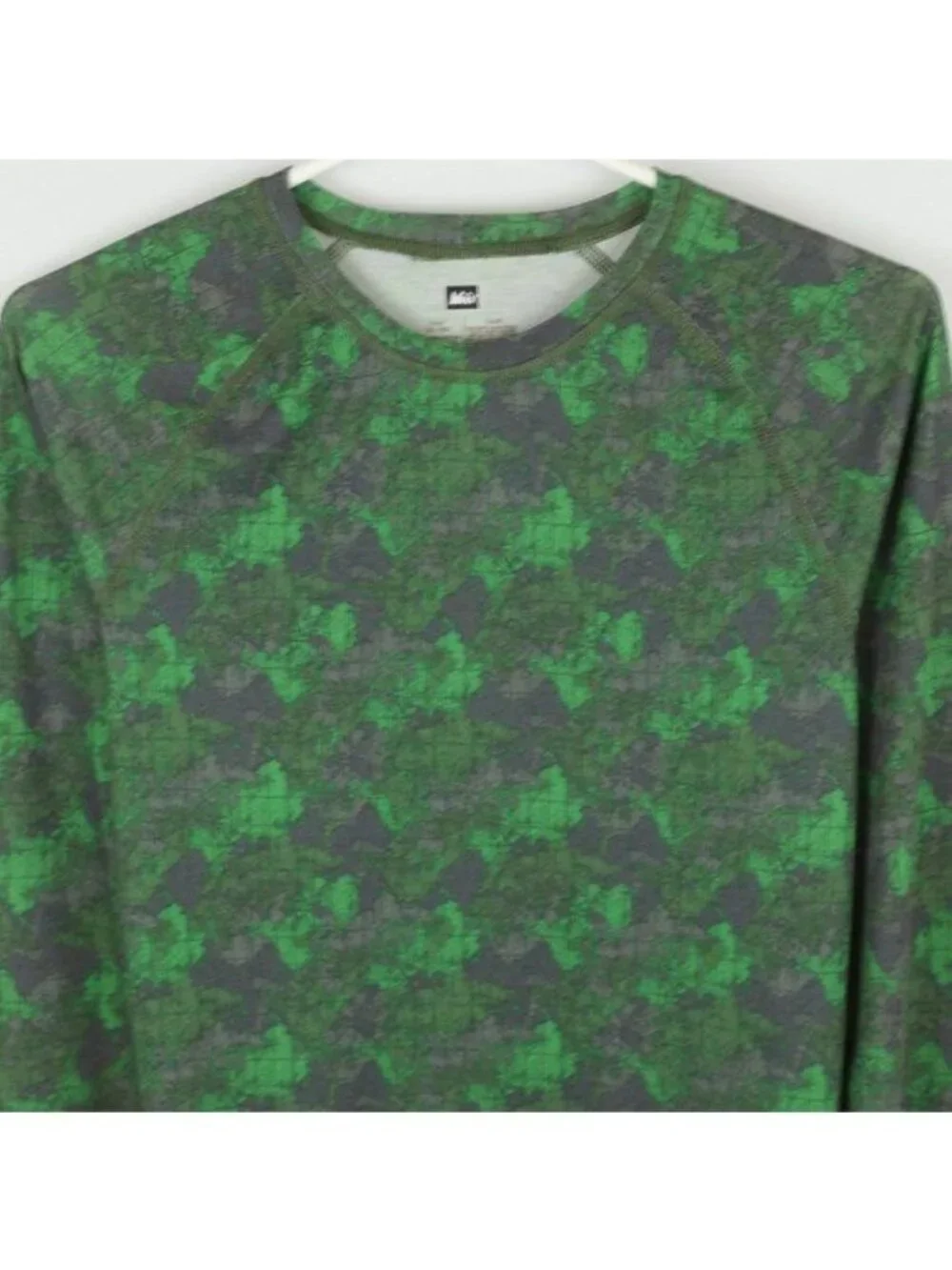 REI Boys XL Green Gray Crewneck Lightweight Long Sleeve Base Layer Tech Tee